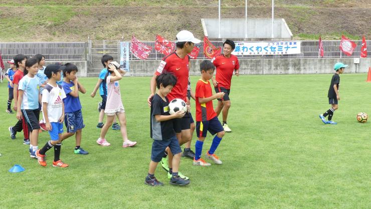 サッカー教室開始