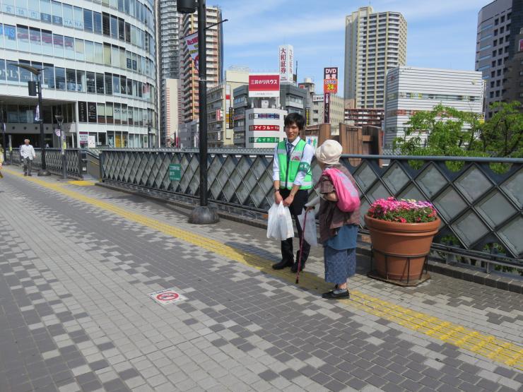 川口駅前H30防犯キャンペーン様子5