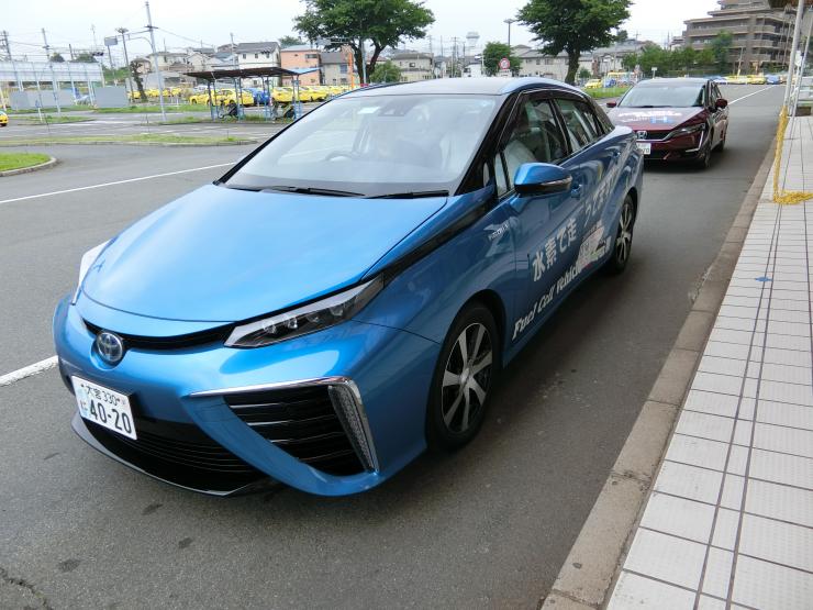 燃料電池自動車の試乗