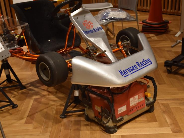 春日部高等技術専門校が製作した「エアカート」