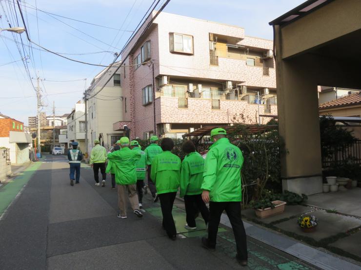 下前町会防犯パトロール風景5