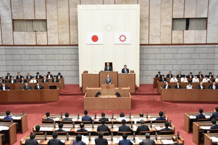 令和元年6定開会日