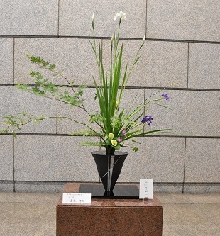  0510ikebana2.JPG