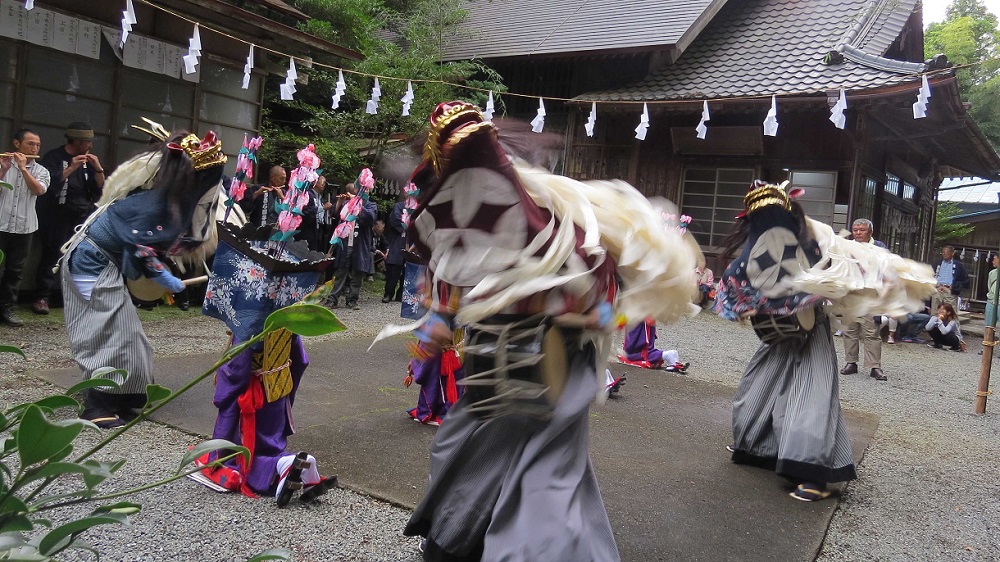 上サ地区ささら獅子 [ときがわ町]_1000