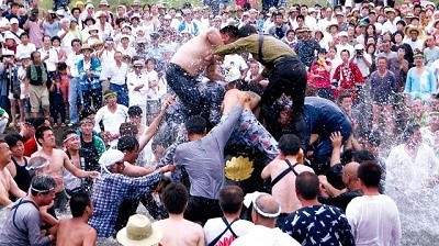 大杉神社祭礼行事 [熊谷市]_400