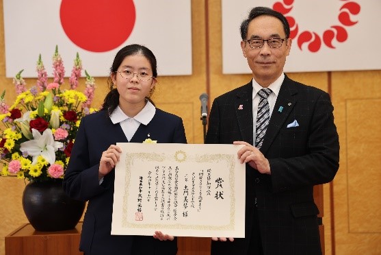 R4_埼玉県知事賞 さいたま市大砂土中学校2年 土門 美琴 様