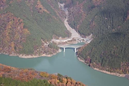 新遊仙橋上空