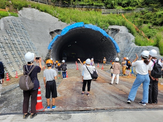 トンネル工事現場見学2