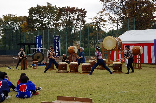 写真：武蔵流東松山太鼓(千年谷公園ステージ）