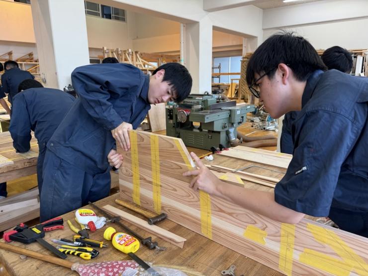 春日部工業高校の製作のようす3