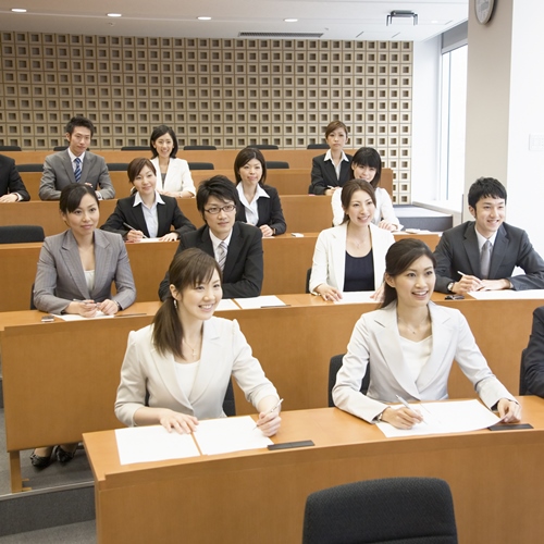 技能講習を受講している様子の写真