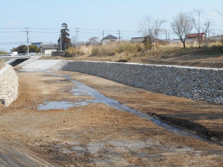 和田吉野川（護岸工）完成