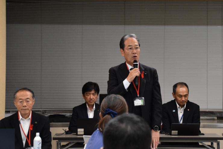 中屋敷会長あいさつ