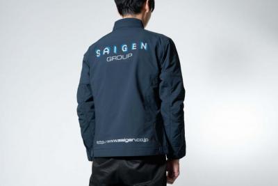 仕事をしている様子