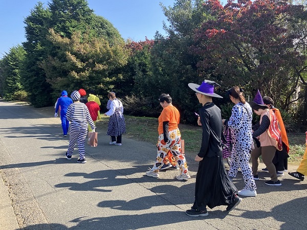 仮装パレードの様子