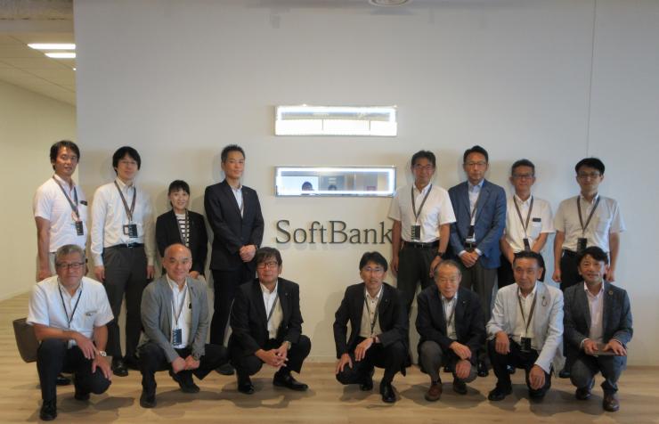 ソフトバンク株式会社竹芝本社にて集合写真