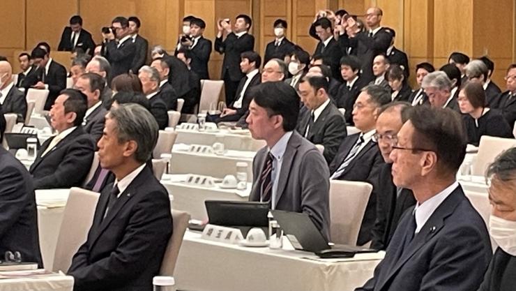 白土幸仁議長の写真