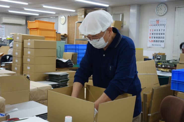 ダイエー産業のシニア従業員2