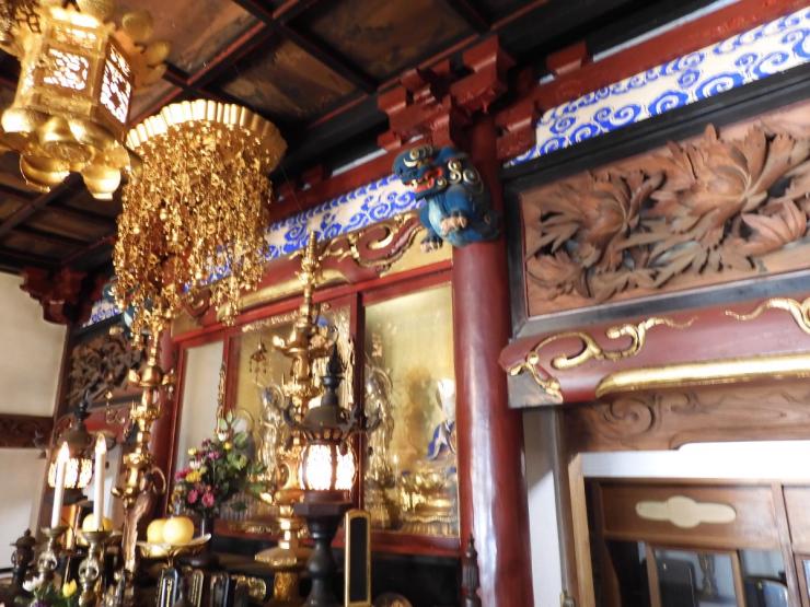 林泉寺本堂（内陣）