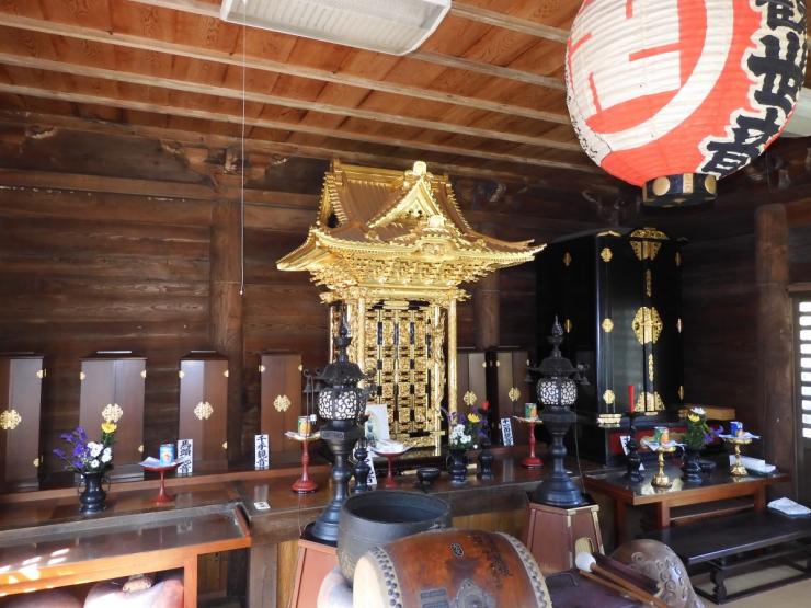 子安観音堂（内部）