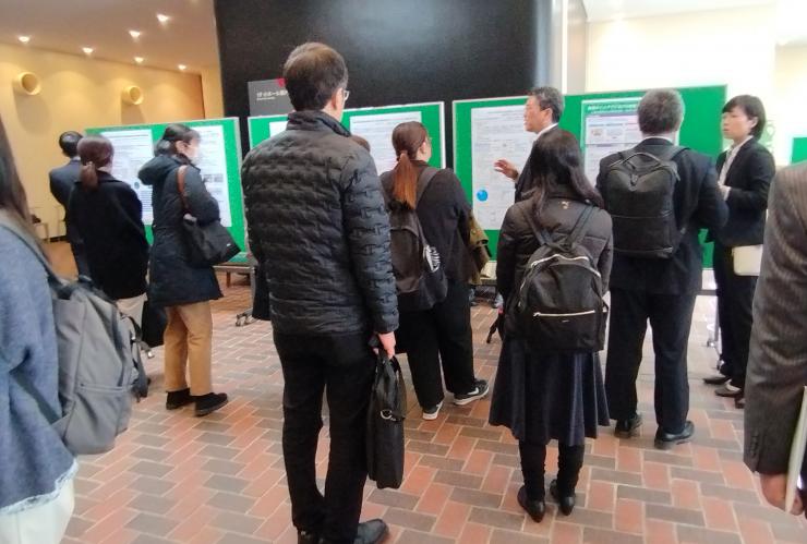 ホワイエの様子