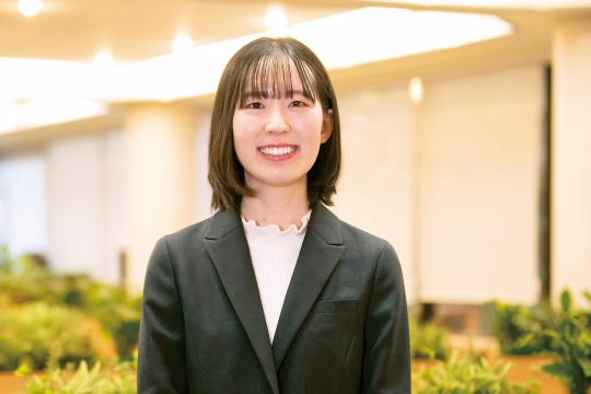 管理栄養士の顔写真