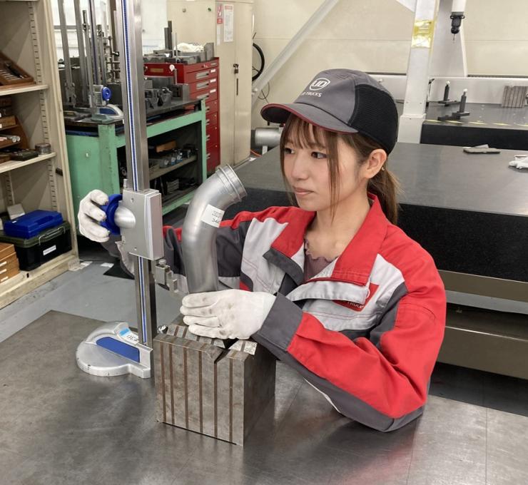 鈴木氏作業風景