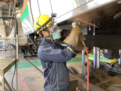 山口氏作業風景