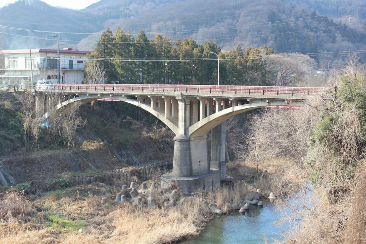 渡戸橋のアーチ