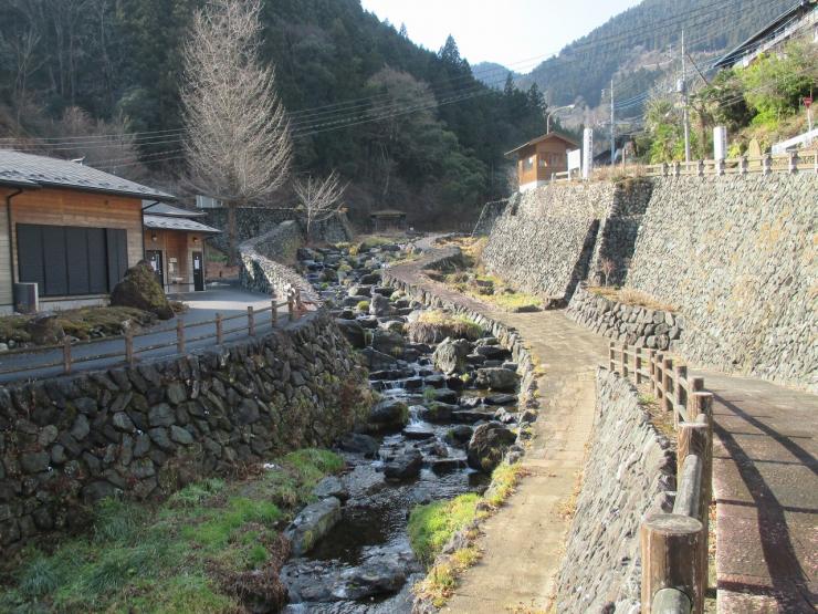 鳥羽川ふるさと砂防全景