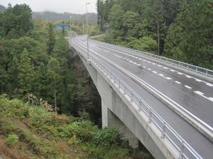 贄川橋