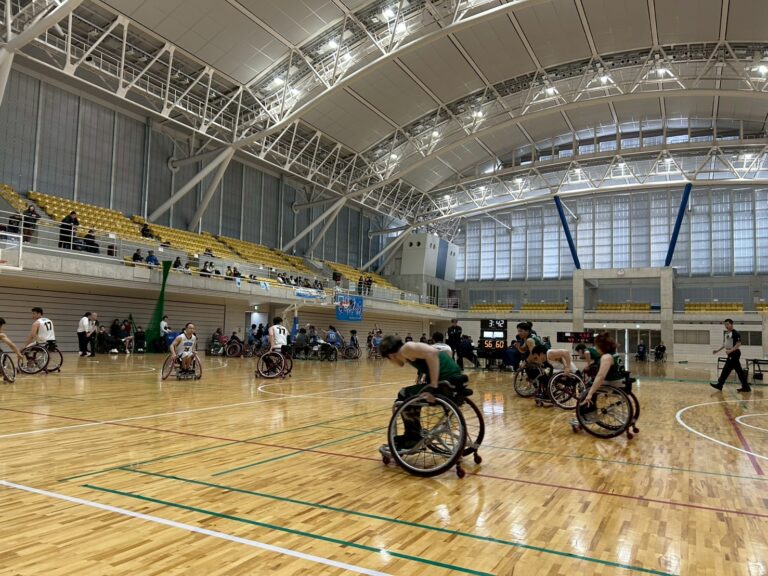 車いすバスケット練習風景