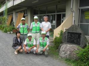 皆野町区長会防犯パトロール金沢班の皆さん